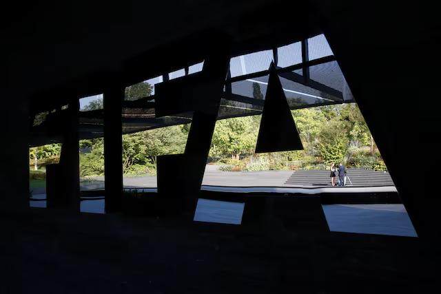 “职业球员是工人,不应因收入而被忽视安全与健康”